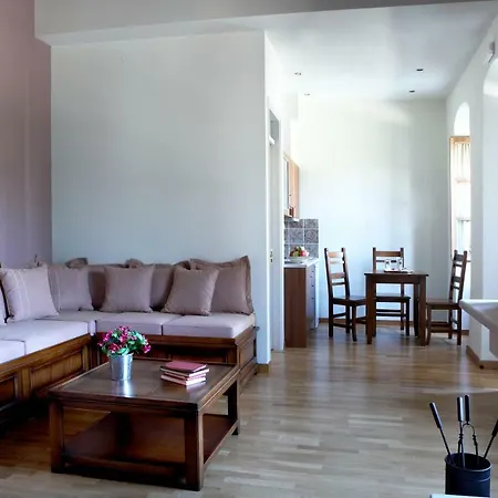 מלון דירות Ilakia Tholon